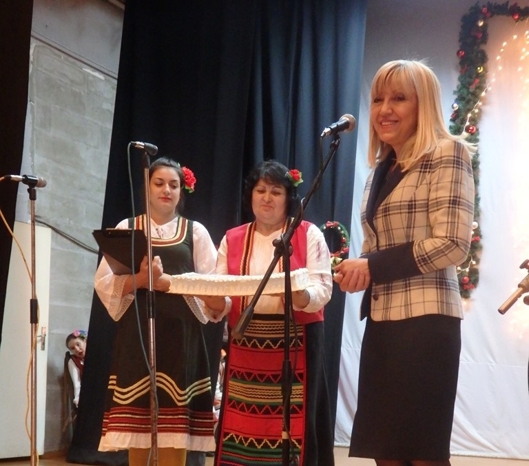 Жителите на Згориград ще имат ново футболно игрище и ремонтиран