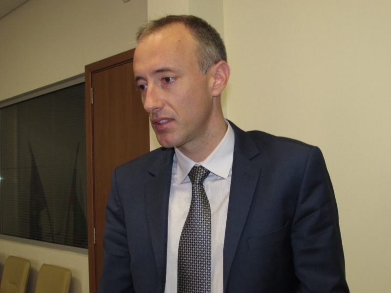 Министърът на образованието и науката Красимир Вълчев е на работно