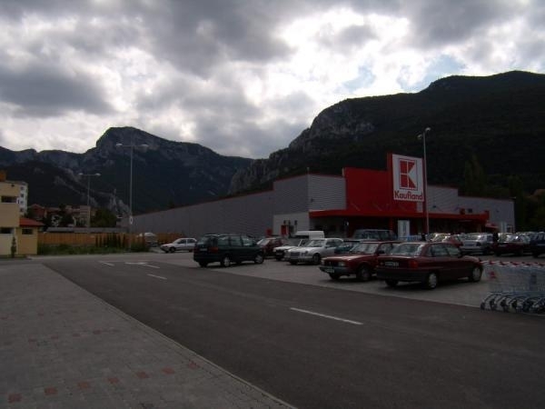 Хипермаркет Кауфланд във Враца продължава да лъже клиентите си научи