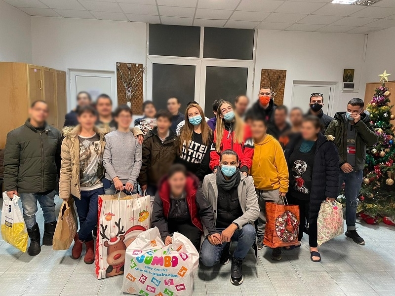 В навечерието на Рождество Христово група добротворци от София организираха