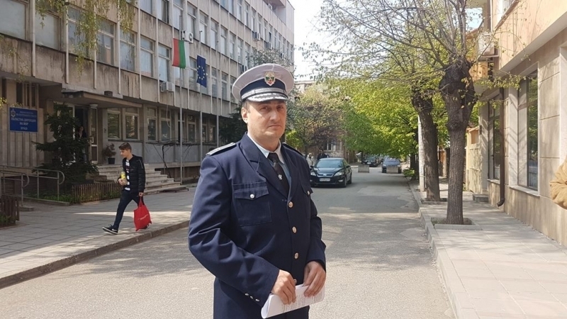 Скандал! Янко Харалампиев изпратен да си доучва, от МВР Враца крият къде е
