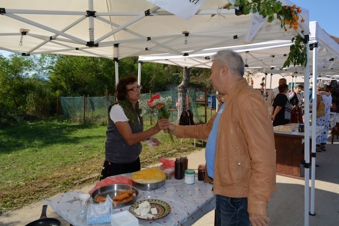 Монтанското село Сумер събра кулинарни майстори на стари български рецепти