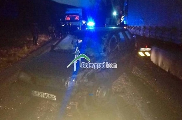 Тежка катастрофа стана преди минути на международния път Е 79