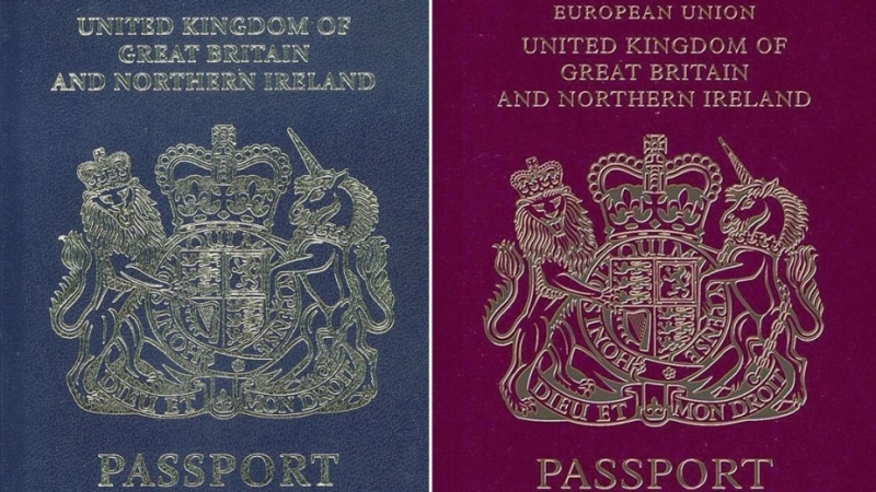 Новите британски сини паспорти, един от най-тачените символи на Brexit,