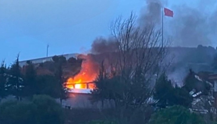 Мощен взрив избухна в завод за експлозиви в Северозападна Турция