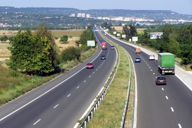 Максималната скорост на магистралите в България ще бъде намалена до