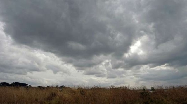 Днес ще се задържи предимно облачно и мъгливо На отделни