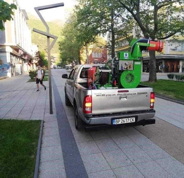 Днес след 20 часа започва третирането на зелени зони и