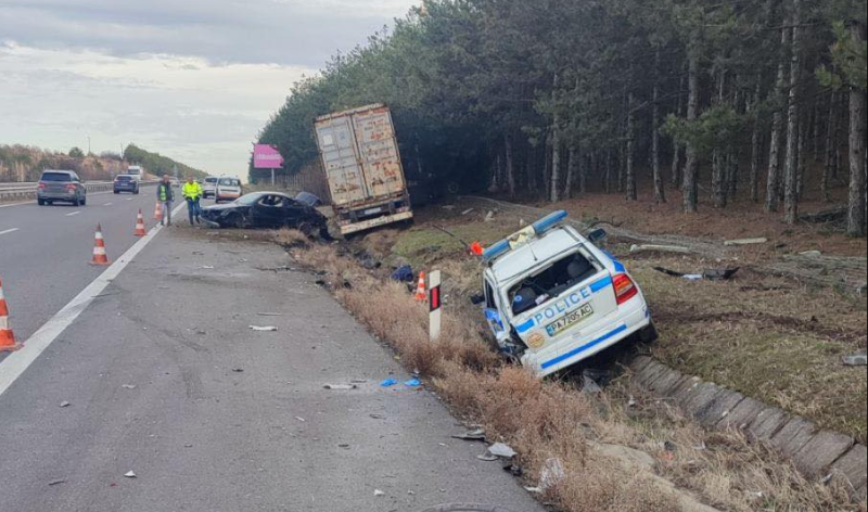 48 годишният мъж който пострада най тежко при пътния инцидент с тир