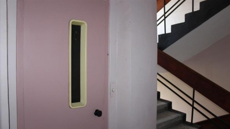 Около 80 90 хил асансьора в цялата страна се нуждаят от