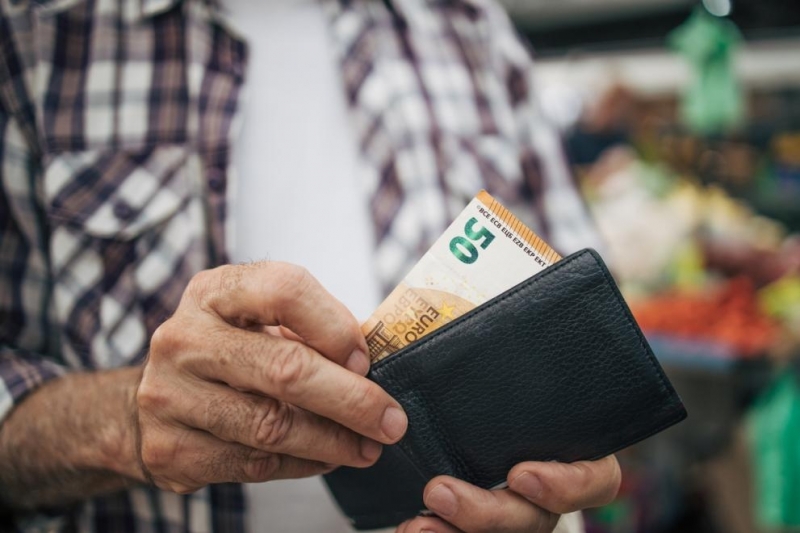 Разходите за пенсии скочиха с над 10% за година