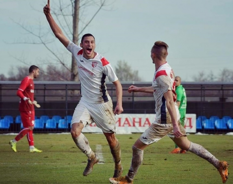 Отбори от Първа и Втора лига вече водят преговори с