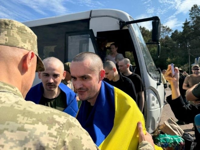 Украйна и Русия си размениха по над 100 военнопленници