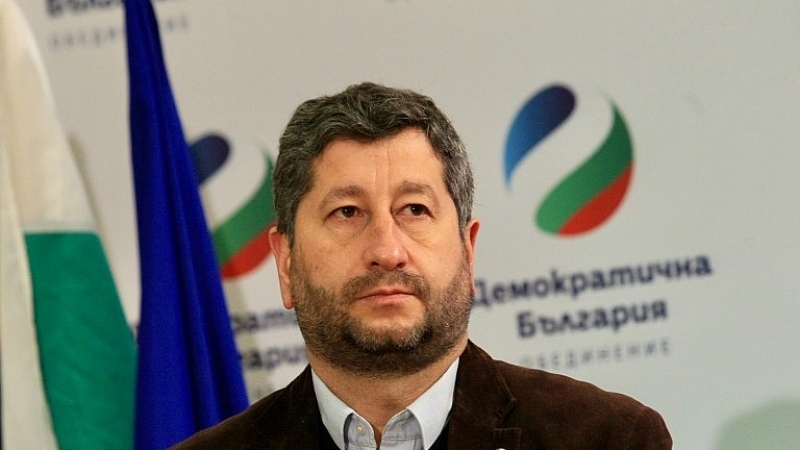”Демократична България” сезира ВСС за връзки на Гешев с Петьо Еврото от ”Осемте Джуджета”