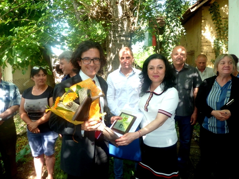 Всяка година в село Нивянин община Борован се връчва националната