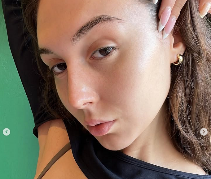 20-годишна от OnlyFans отмъкна $ 10 000 000 от бивш спортист след „взаимноизгодна, но бурна връзка“ /снимки/