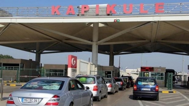 След техническия срив около 00 00 часа в събота системата на ГКПП