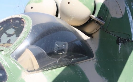 Министерство на външните работи проверява информацията че трима българи са