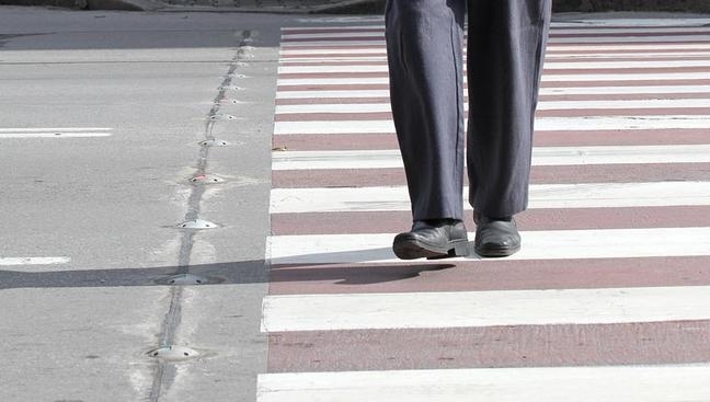 Шофьор помете дядо на пешеходна пътека в Монтана, прати го в болница