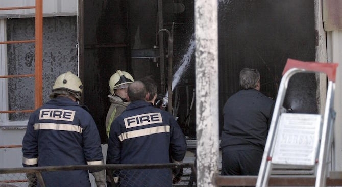 Мъж загина при пожар в изоставен трафопост във Велико Търново