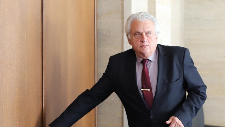 Днес станахме свидетели на едно грубо потъпкване на закона Аз