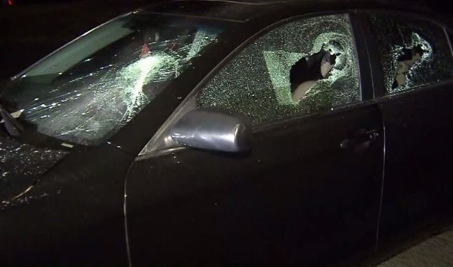Издирват вандали потрошили два автомобила във Врачанско съобщиха от полицията Малко