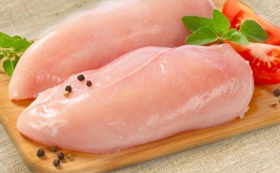 ЕС съобщи за салмонела в пилешко месо Засегнати са 10