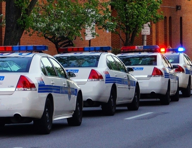 Жена се барикадира тази сутрин в банка в град Алес