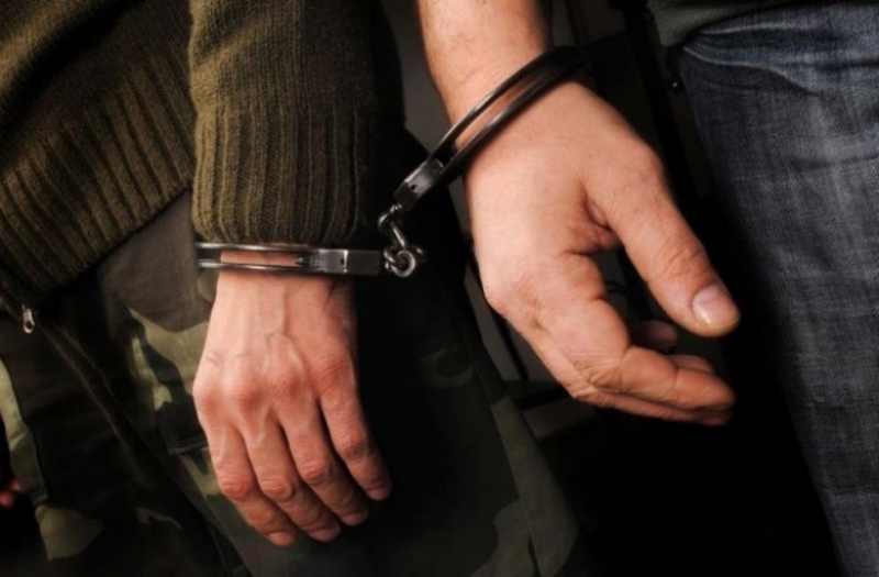 Полицаи са задържали двама с чай за пушене в козлодуйското