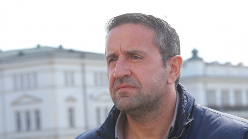 Георги Харизанов: Правителството не трябваше да е с участието на БСП, а с ясно изразен десен политически профил