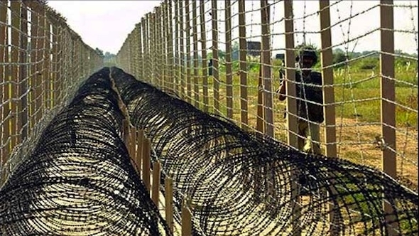 Двама германски журналисти са арестувани вечерта от гръцката полиция на