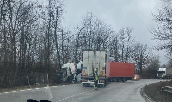 От полицията излязоха с информация за тежката катастрофа станала вчера