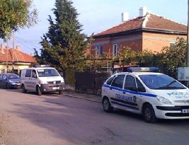 Счупен прозорец на къща във Врачанско вдигна накрак спецекипи съобщават