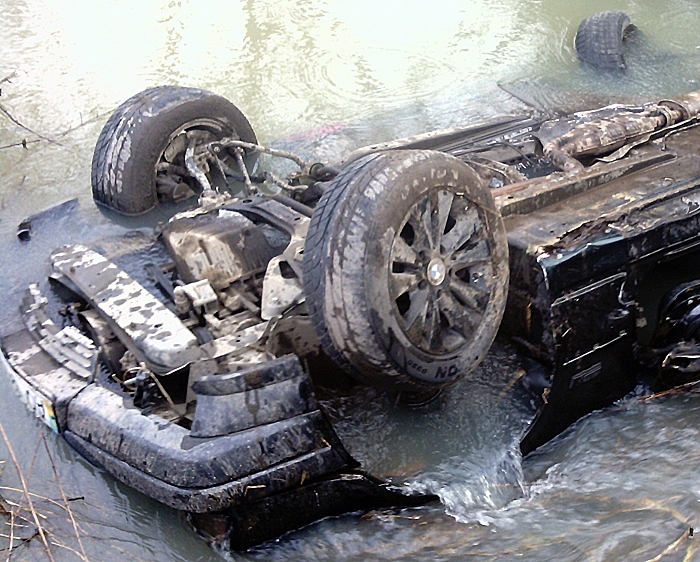 Млада жена пострада при катастрофа около 23 38 часа снощи на