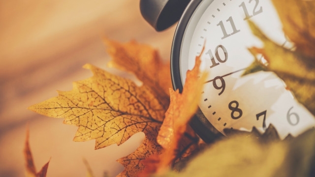 В нощта на събота срещу неделя 31 ви октомври в 4