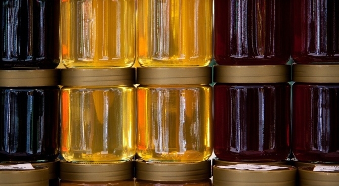 От днес до 3 януари стартират проверки на меда който