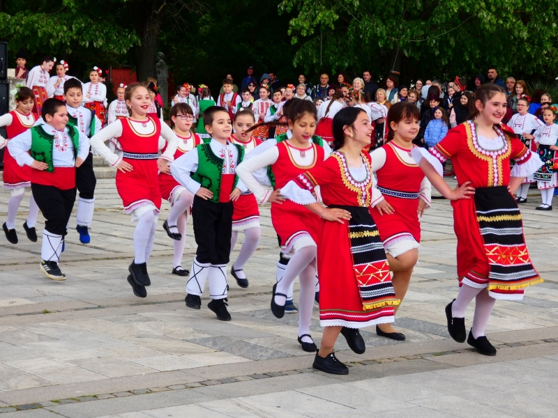 В Лом отбелязаха Международния ден на танца /снимки/