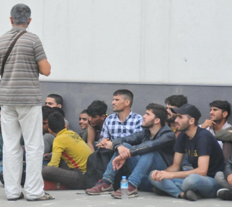 Румънската гранична полиция откри 40 нелегални мигранти от Бангладеш и