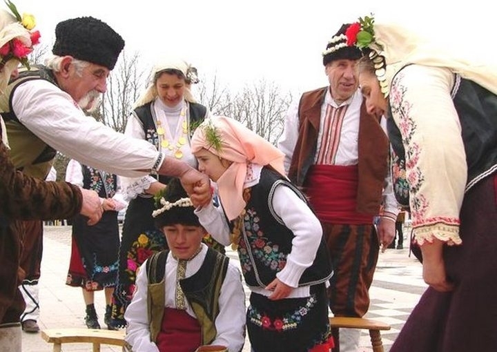 Сирни Заговезни през 2022 година се пада на 6 март