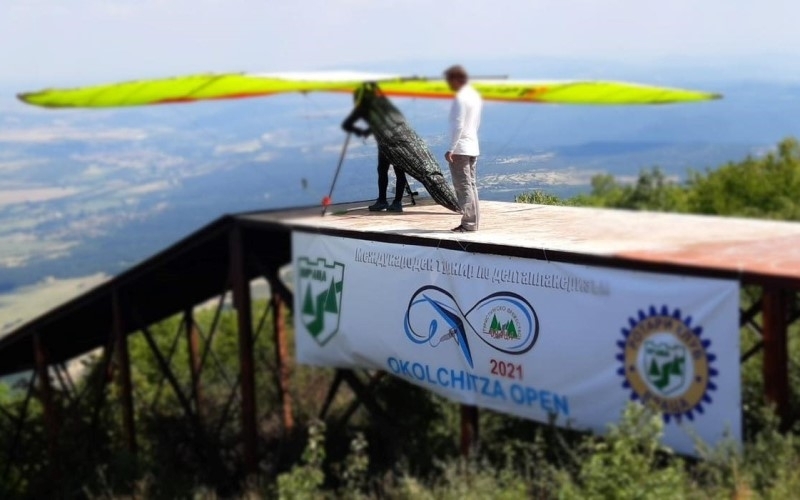 За трета поредна година на историческия връх Околчица бе дадено