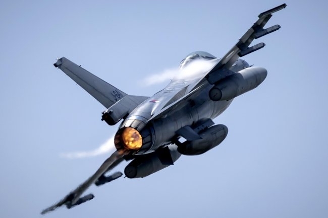 Румъния отново вдигна самолети заради въздушни удари в Украйна близо до границата ѝ