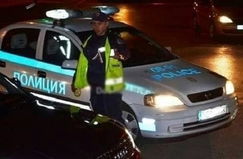 Полицаи са хванали пиян шофьор зад волана на Ауди във
