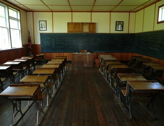 В 21 области в страната е преустановен учебният процес на