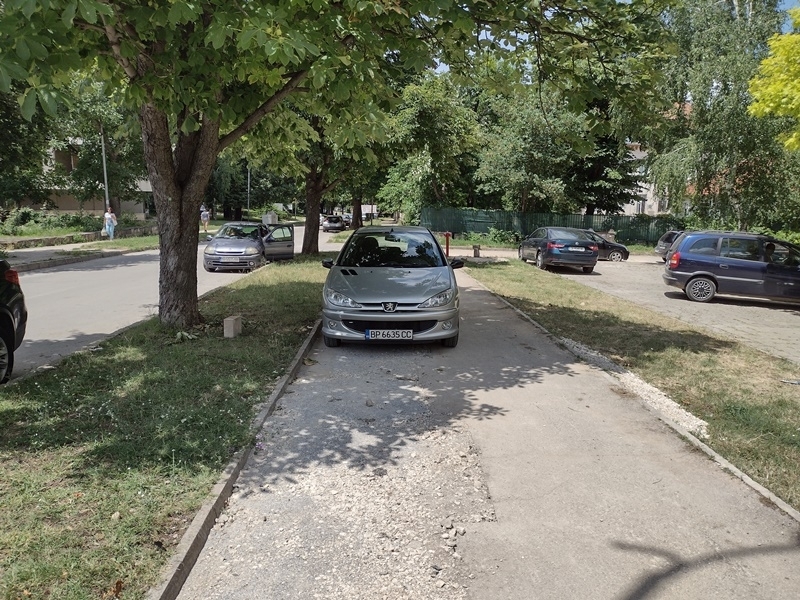 На поредното но вероятно не последното нагло паркиране се е