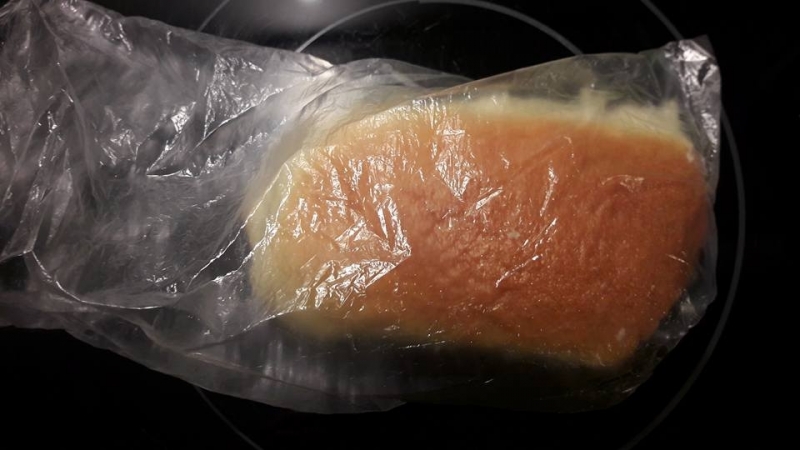 Майка публикува ужасяващи снимки със закуски раздавани в училищата във