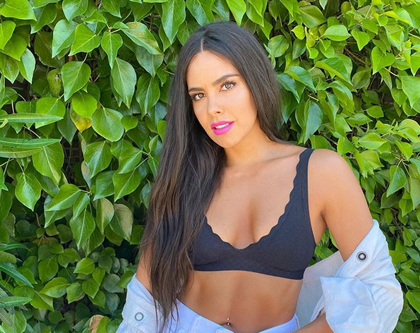 Популярният испански модел и телевизионен водещ Кристина Педроче взриви социалните