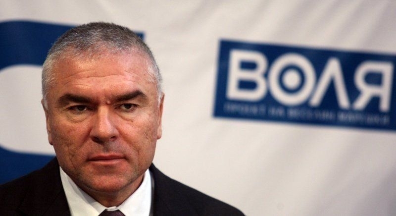 Тази седмица малкият коалиционен партньор не знам колко дълбоко е