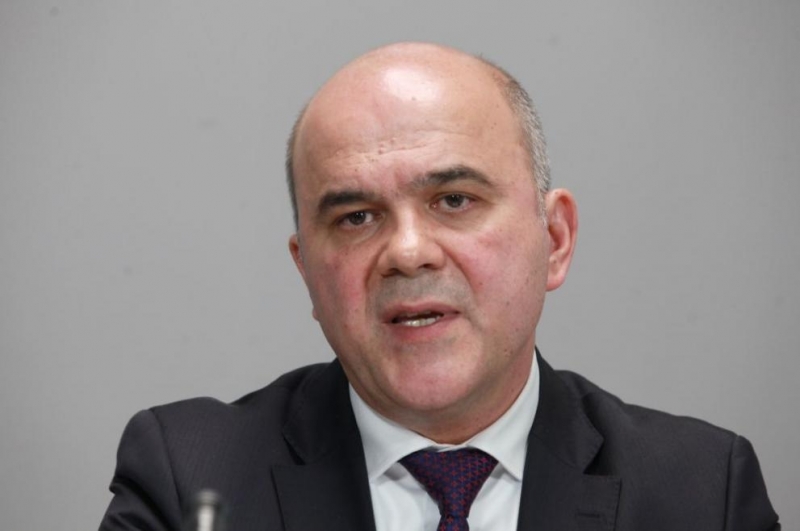 Министърът на труда и социалната политика Бисер Петков издаде заповед