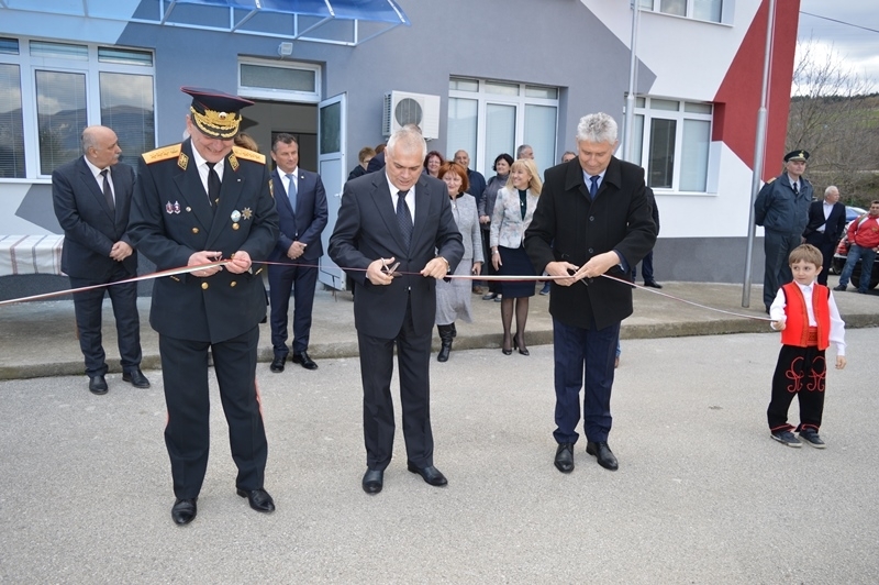 Министърът на вътрешните работи Валентин Радев гл комисар Николай Николов