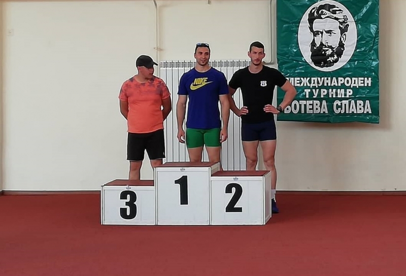 Врачанинът Боян Костов спечели два златни медала на международния турнир
